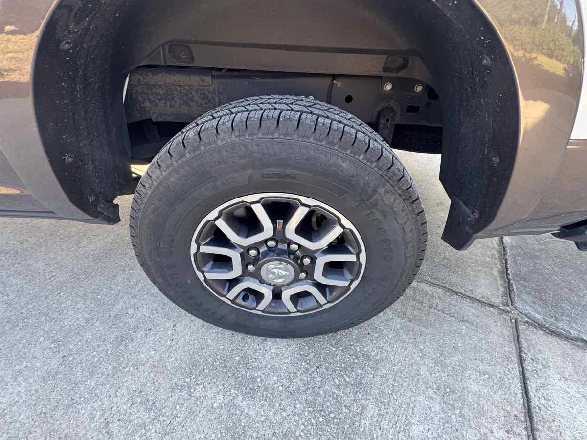 Used 2024 RAM 2500 Limited w/ Safety Group AWD/4WD image 36