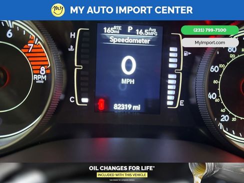 Used 2019 Jeep Cherokee Latitude Plus w/ Comfort/Convenience Group image 19