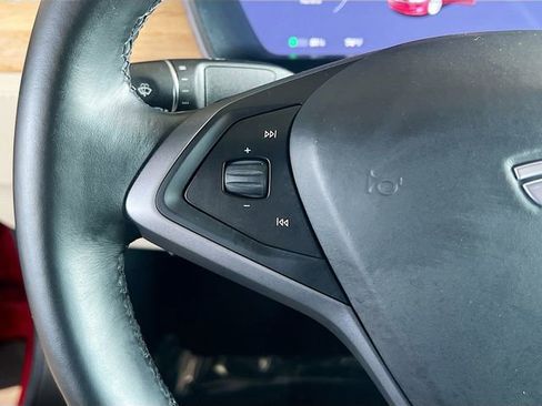 Used 2020 Tesla Model S Long Range Plus image 17