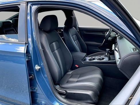 Used 2025 Honda Civic Sport image 21