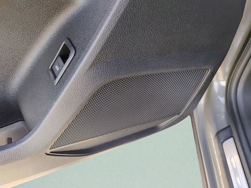 Used 2021 Audi Q3 2.0T Premium image 21