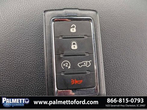 Used 2023 Jeep Grand Cherokee 4WD 4xe image 32