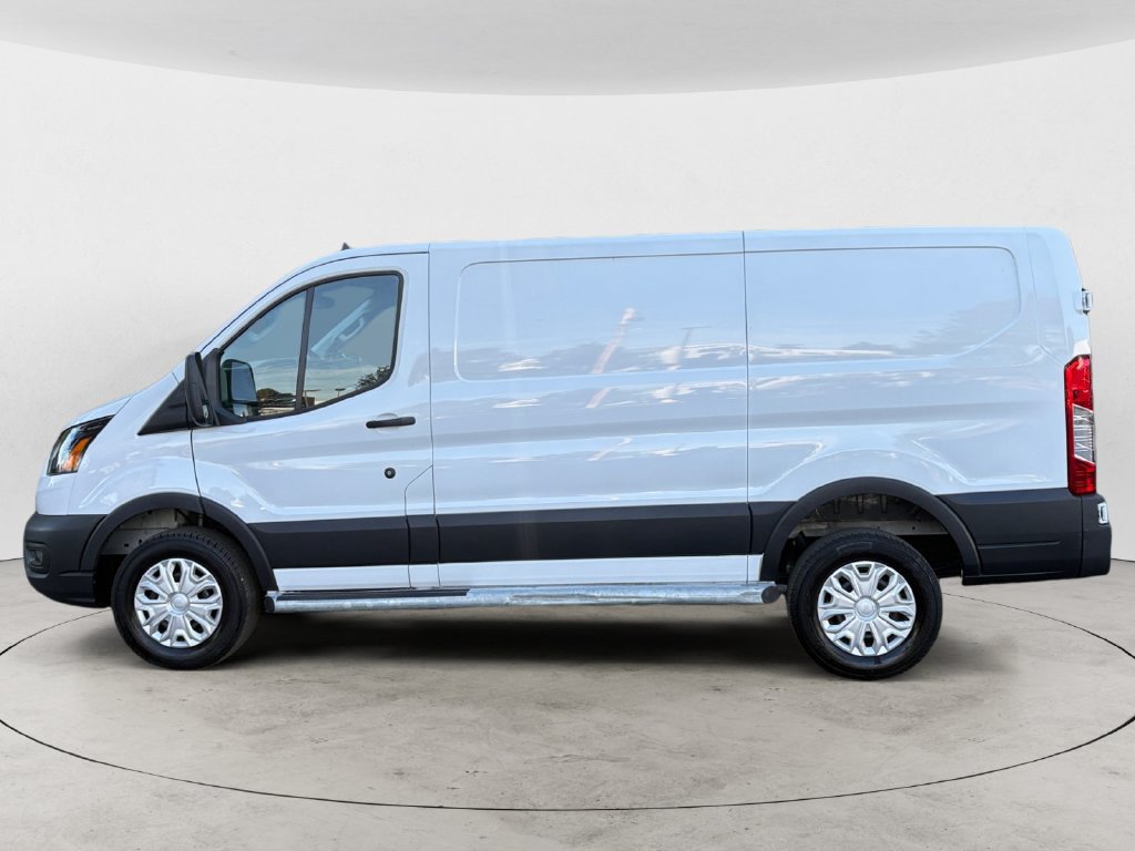 Certified 2025 Ford Transit 250 Low Roof w/ Exterior Upgrade Package RWD image 8