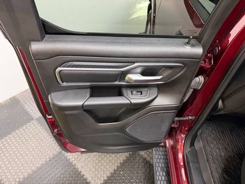 Used 2025 RAM 1500 Big Horn AWD/4WD image 32