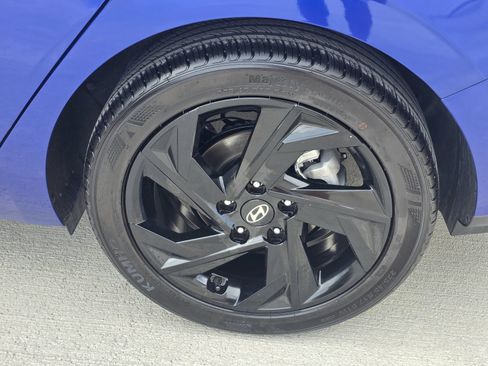 Certified 2026 Hyundai Elantra Sport FWD image 17