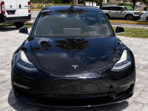 Used 2019 Tesla Model 3 Long Range RWD image 2