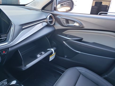 New 2026 Chevrolet Trax ACTIV image 24