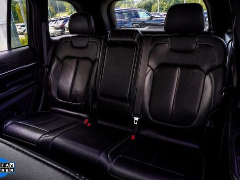 Used 2024 Jeep Grand Cherokee Limited 4xe image 23