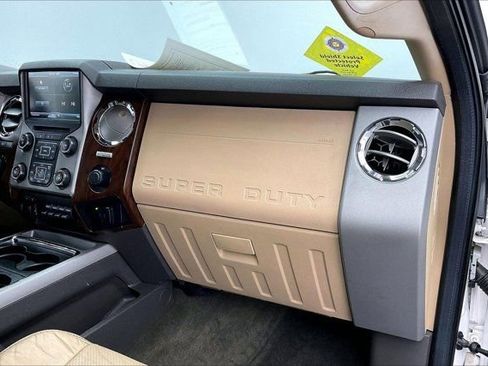 Used 2014 Ford F350 Lariat image 15