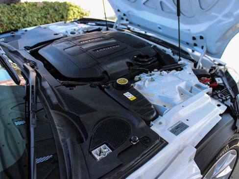 Used 2016 Jaguar F-TYPE Convertible image 36