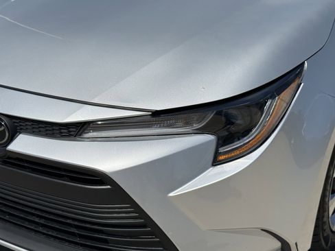 Used 2024 Toyota Corolla LE image 11