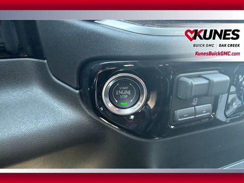 New 2026 GMC Sierra 1500 Elevation w/ Elevation Premium Package AWD/4WD image 17