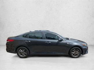 Used 2020 Kia Optima LX FWD video 4
