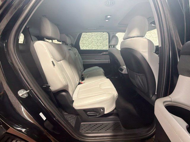 Used 2024 Hyundai Palisade SEL FWD image 12