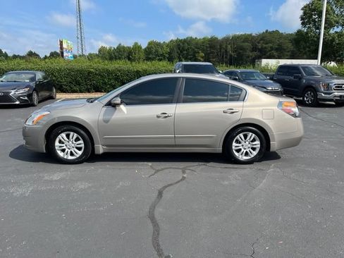 Used 2011 Nissan Altima 2.5 SL w/ 2.5SL Pkg FWD image 11