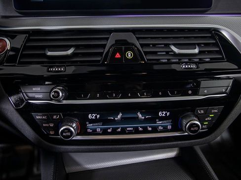 Used 2023 BMW M5 w/ Executive Package image 28