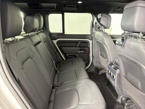 New 2026 Land Rover Defender 110 S image 29