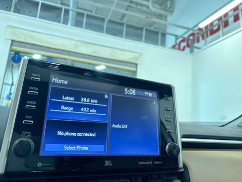 Used 2022 Toyota RAV4 Limited image 23