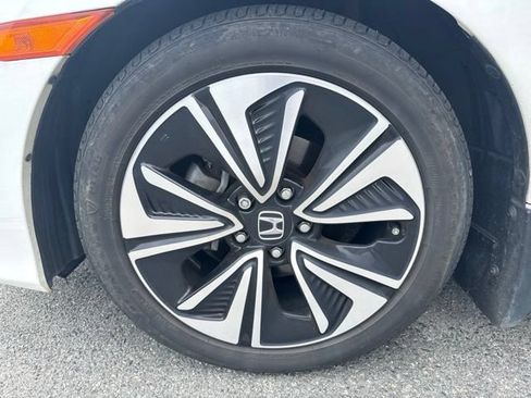 Used 2016 Honda Civic EX-L image 18