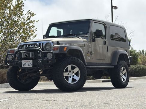 Used 2005 Jeep Wrangler Unlimited Rubicon w/ Sahara Edition Group AWD/4WD image 1