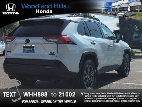 Used 2024 Toyota RAV4 XLE Premium w/ Weather Package AWD/4WD image 5
