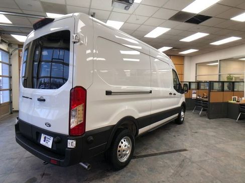 New 2026 Ford Transit 250 148 Medium Roof w/ Load Area Protection Package image 7
