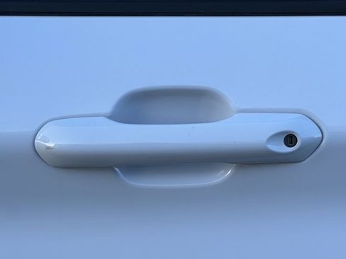 Used 2023 Ford Explorer XLT w/ Equipment Group 202A image 13