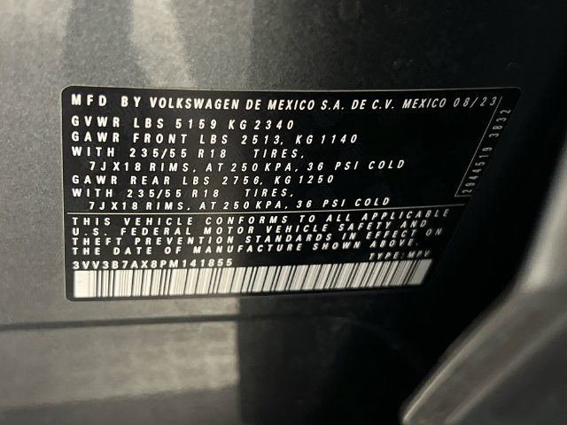 Certified 2023 Volkswagen Tiguan SE FWD image 29