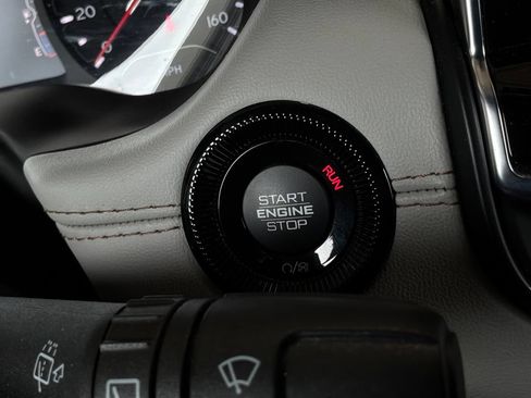 Used 2025 Jeep Compass Limited AWD/4WD image 28