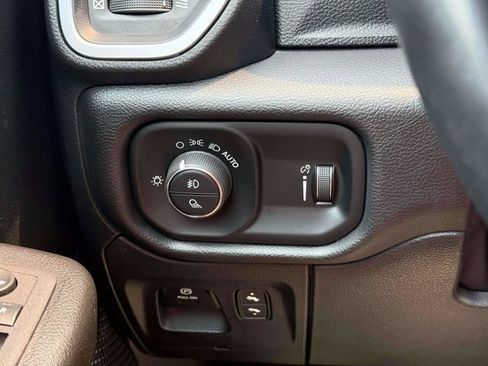 Certified 2023 RAM 1500 Big Horn AWD/4WD image 23