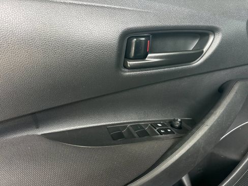 Used 2023 Toyota Corolla LE FWD image 10