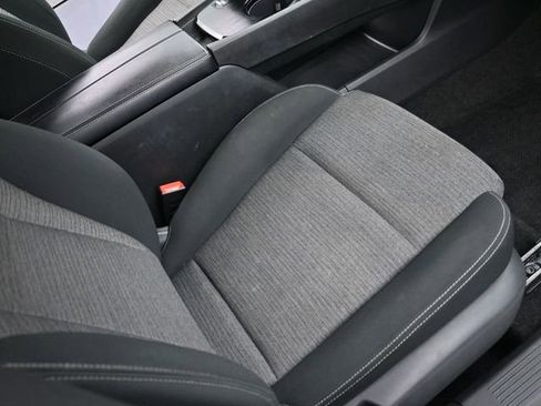 Used 2023 Nissan Rogue SV image 34