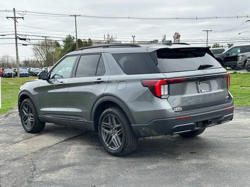 New 2026 Ford Explorer ST-Line w/ ST-Line Street Pack AWD/4WD image 28