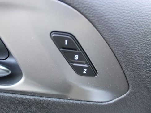 New 2026 Chrysler Pacifica Select image 10