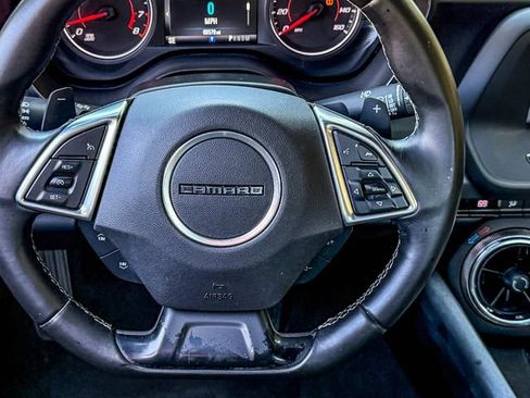 Used 2016 Chevrolet Camaro LT RWD image 32