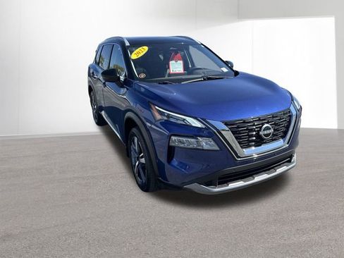 Certified 2023 Nissan Rogue SL w/ SL Premium Package image 3