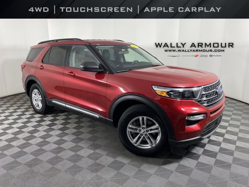 Used 2022 Ford Explorer XLT w/ Equipment Group 202A image 1