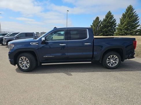 Used 2022 GMC Sierra 1500 Denali image 2