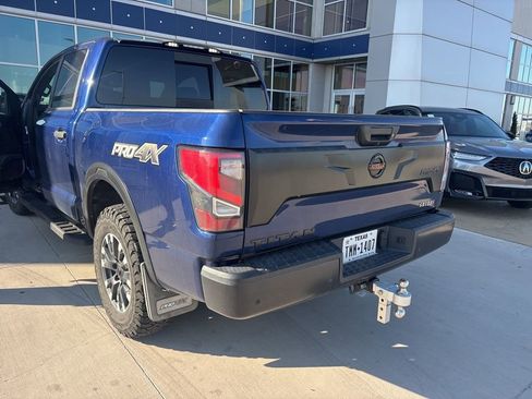 Used 2021 Nissan Titan PRO-4X w/ Off Road Protection Package image 7
