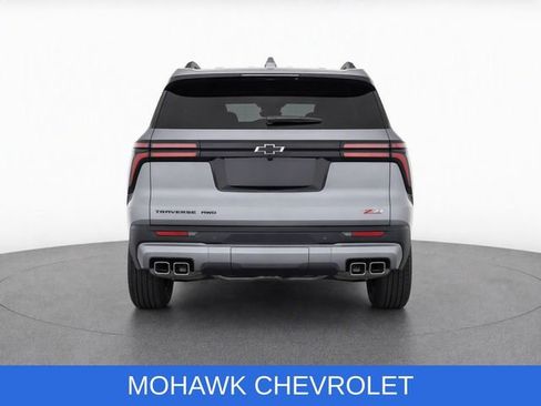 Used 2024 Chevrolet Traverse Z71 AWD/4WD image 9