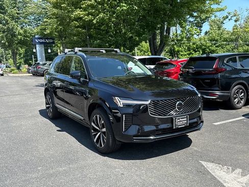 Used 2026 Volvo XC90 B5 Core w/ Protection Package Premier AWD/4WD image 5