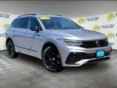 Used 2023 Volkswagen Tiguan SE R-Line AWD/4WD image 1