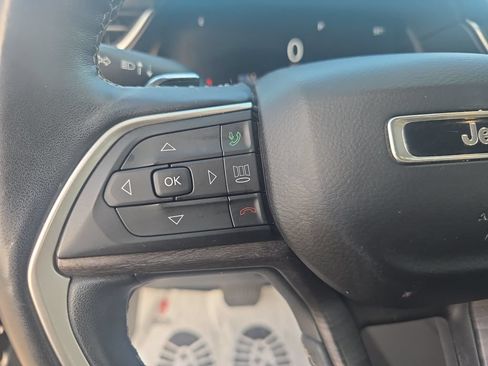 Used 2021 Jeep Grand Cherokee L Limited AWD/4WD image 17