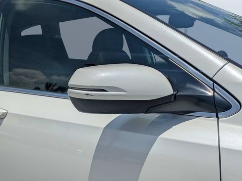 Used 2022 Honda CR-V EX-L image 10