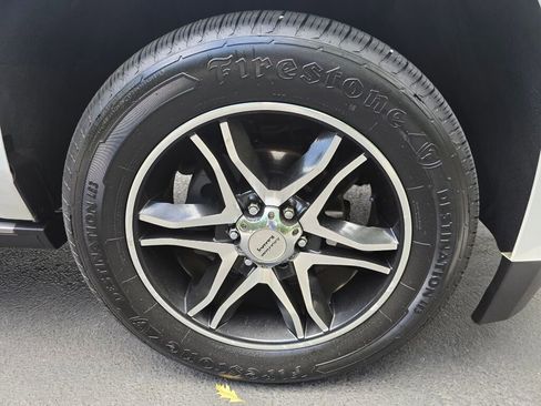 Used 2019 Chevrolet Tahoe Premier image 10