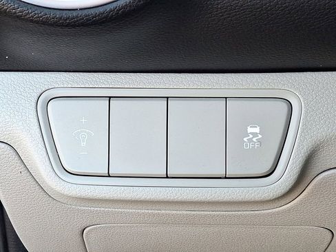 Used 2023 Kia Forte LXS image 25