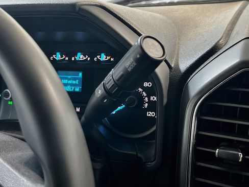 Used 2018 Ford F150 XLT RWD image 12