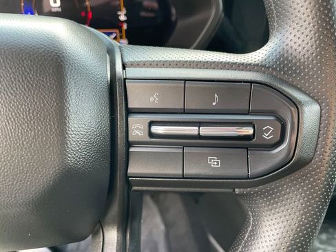 Used 2023 Chevrolet Colorado Trail Boss image 30