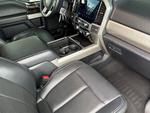 Used 2022 Ford F250 Lariat w/ FX4 Off-Road Package image 14