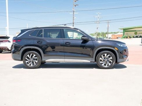New 2026 Volkswagen Tiguan S FWD image 7